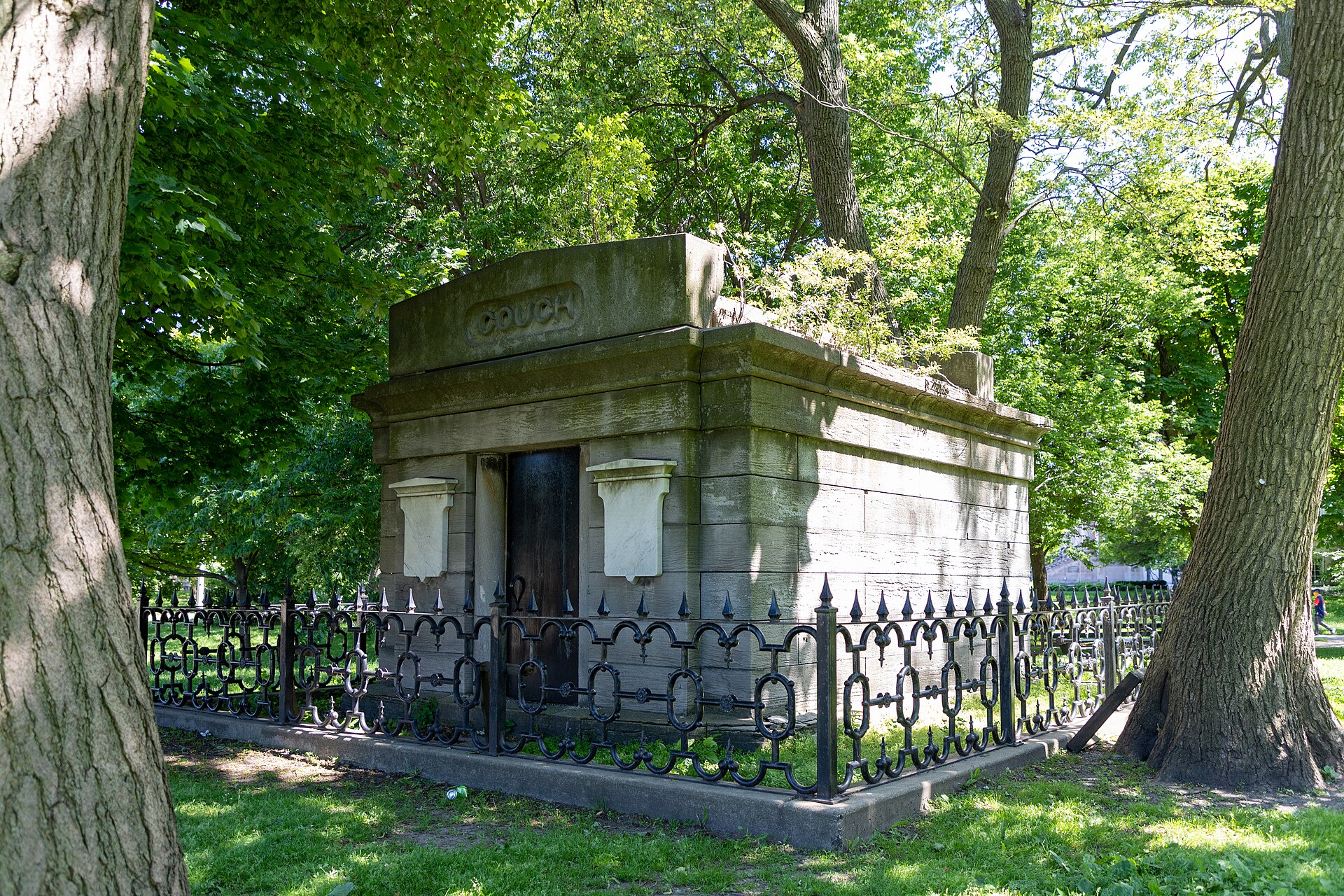 The Couch Tomb