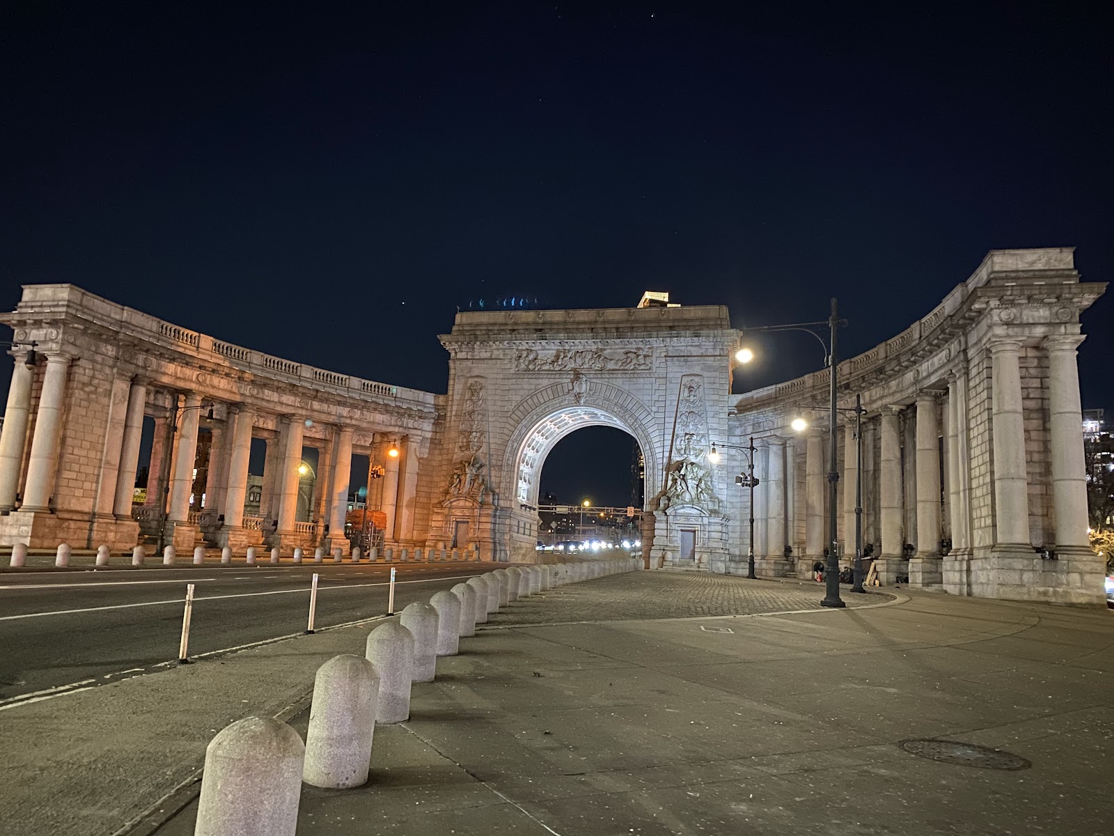 The Manhattan Bridge Arch & the Golden Buddha