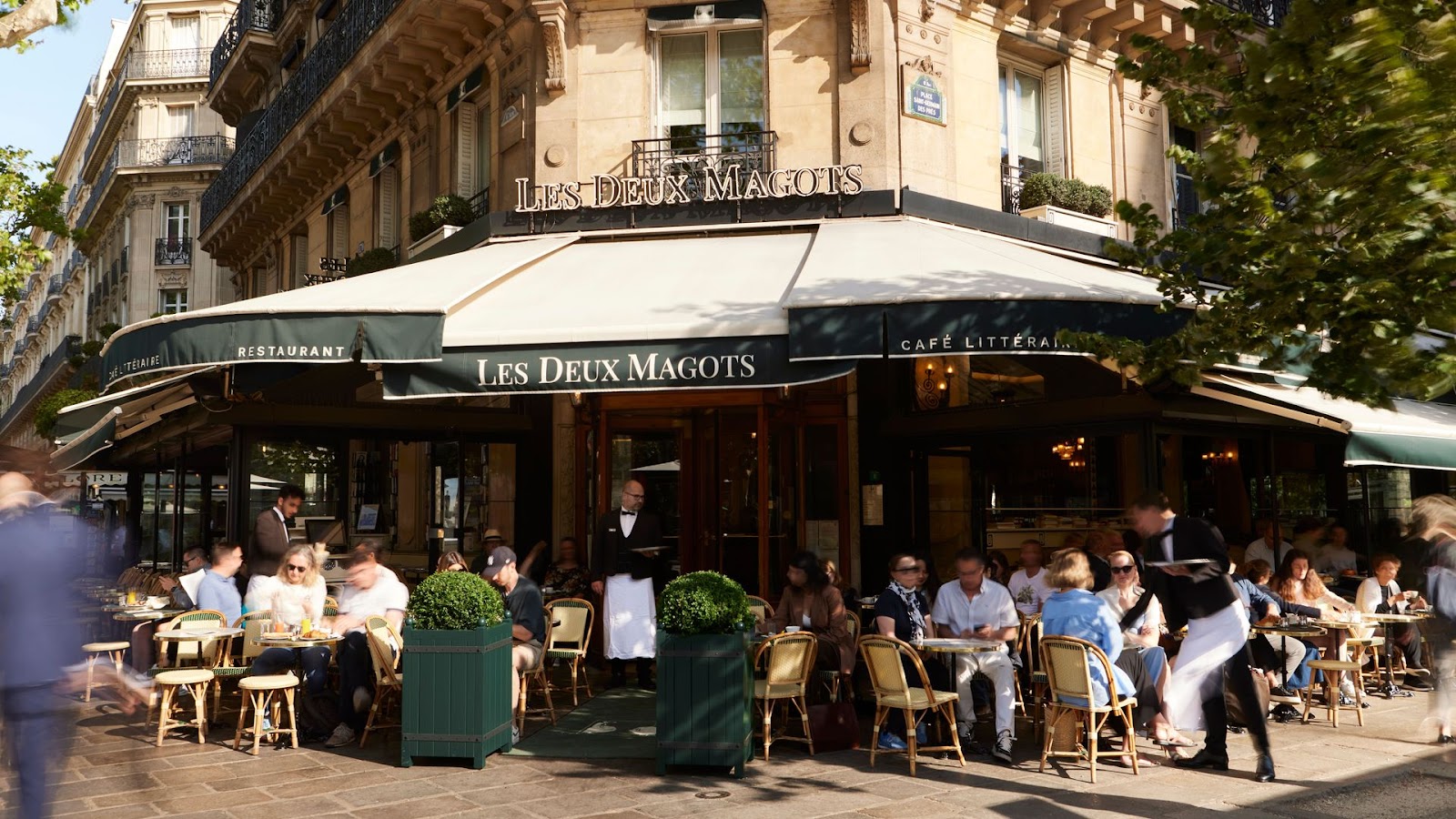 Les Deux Magots & Café de Flore